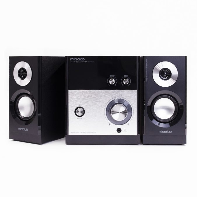 Акустическая система, Microlab, M-880, 2.1, 40Вт(12Вт*2+16Вт), Выход 2RCA, Вход 3,5 MiniJack, Технология обработки низких частот X-Bass, Чёрный