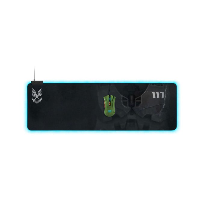Коврик для компьютерной мыши, Razer, Goliathus Extended Chroma, Halo Infinite, RZ02-02500600-R3M1, 920*294*3мм, На базе подсветки Razer Chroma™ с возможностью настройки 16,8 млн цветовых оттенков, Микротекстурированная тканевая поверхность, Резиновое основание, Крепление для фиксации кабеля мыши, 560 г, Чёрный