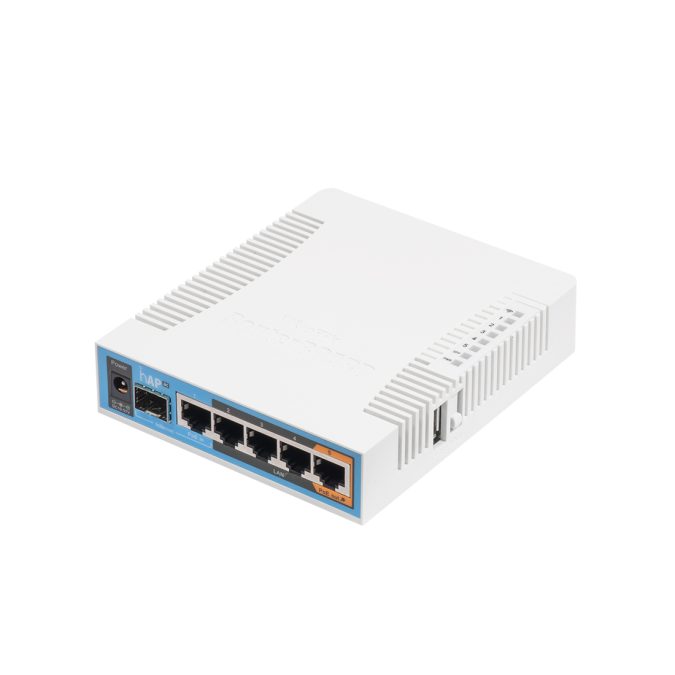 Маршрутизатор, MikroTik, RB962UiGS-5HacT2HnT, hAP ac, 5 портов 10/100/1000M (Ether1 Passive PoE 0.7A), 1хSFP, Passive PoE in, 802.11a/b/g/n/ac, AC1750, RouterOS (4), -40°C to 70°C, desktop case