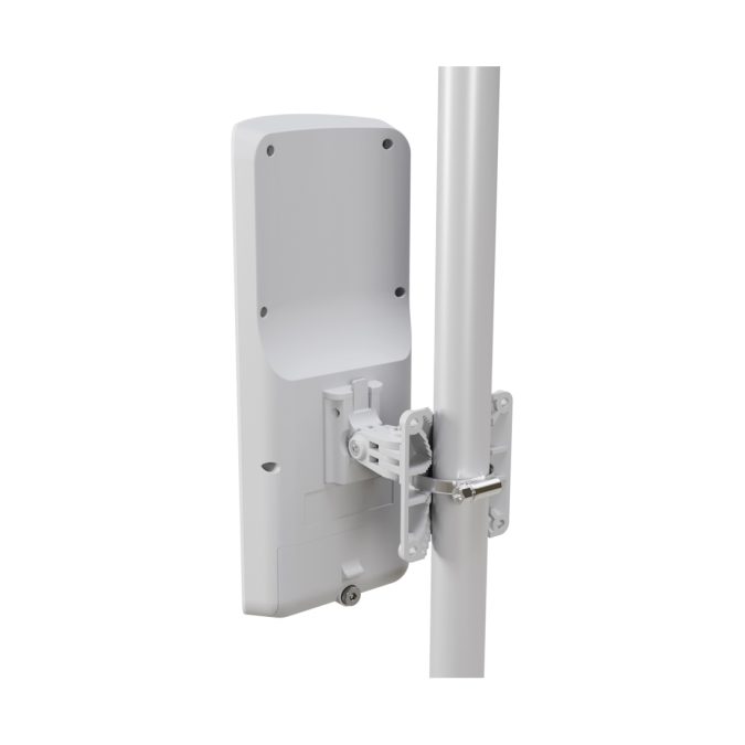 Точка доступа, MikroTik, L22UGS-5HaxD2HaxD-15S, mANTBox ax 15s, 1x2.5Gigabit SFP port, 1xGigabit LAN PoE in Passive PoE, USB type A, USB, RouterOS, Gigabit PoE injector, 802.11a/b/g/n/ac/ax, AX3000, -40°C to 70°C