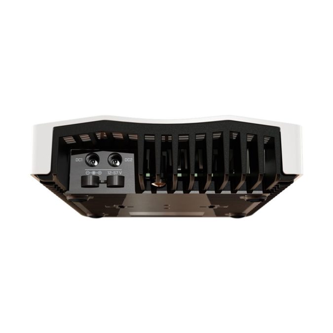 Коммутатор, MikroTik, CRS304-4XG-IN, Cloud Router Switch, 1 порт 10/100/1000М, 4 порта 1G/2.5G/5G/10G, 802.3af/at, RouterOS, -40°С до 70 °C