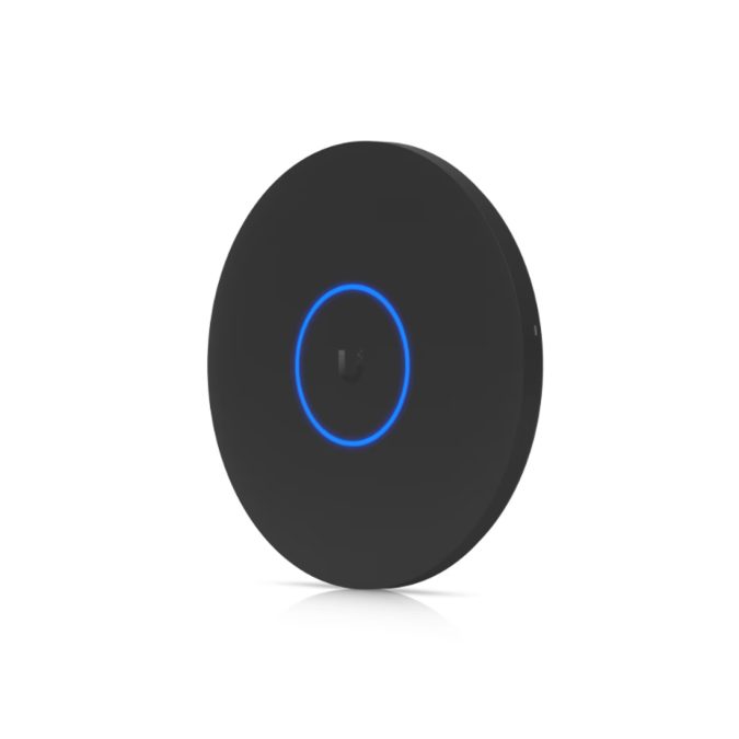 Беспроводная точка доступа, Ubiquiti, U7-Pro-XGS, UniFi, 802.11a/b/g/n/ac/ax/be, BE14600, 1 порт 1/2,5/5/10 Gbps RJ45, 500 клиентов, PoE++802.3at, без адаптера питания