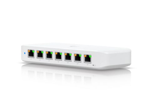 Сетевой Коммутатор, Ubiquiti, USW-Ultra-210W, UniFi, Управляемый L3, 7 портов 10/100/1000Mbps output PoE+, 802.3af/at, PoE бюджет 202W, 1xGbE PoE++ input port / AC/DC адаптер в комплекте, Настольный/настенный