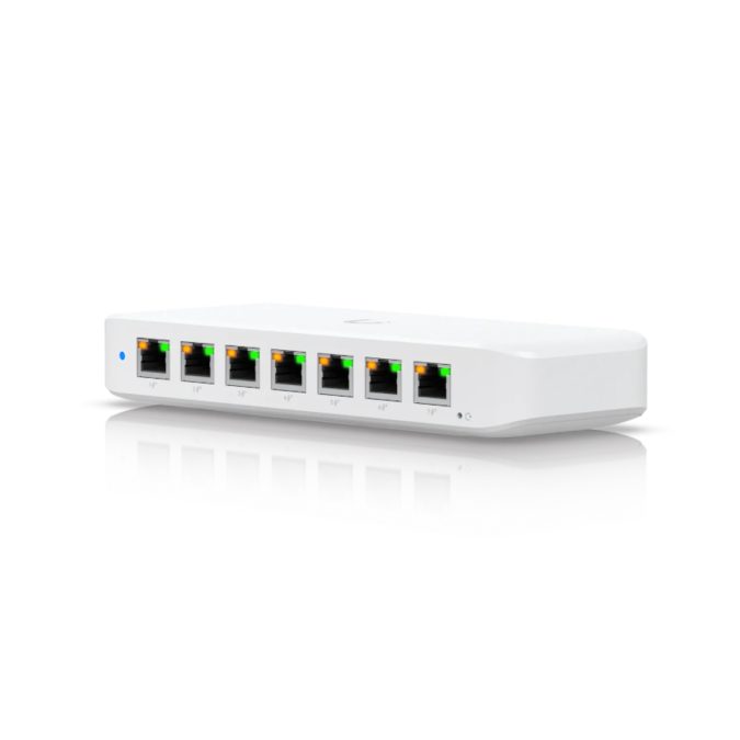 Сетевой Коммутатор, Ubiquiti, USW-Ultra-210W, UniFi, Управляемый L3, 7 портов 10/100/1000Mbps output PoE+, 802.3af/at, PoE бюджет 202W, 1xGbE PoE++ input port / AC/DC адаптер в комплекте, Настольный/настенный