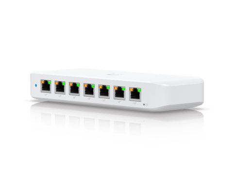 Сетевой Коммутатор, Ubiquiti, USW-Ultra-60W, UniFi, Управляемый L3, 7 портов 10/100/1000Mbps output PoE+, 802.3af/at, PoE бюджет 52W, 1xGbE PoE++ input port / AC/DC адаптер в комплекте, Настольный/настенный
