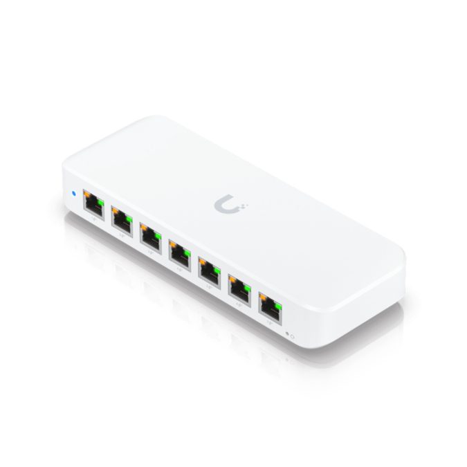 Сетевой Коммутатор, Ubiquiti, USW-Ultra-60W, UniFi, Управляемый L3, 7 портов 10/100/1000Mbps output PoE+, 802.3af/at, PoE бюджет 52W, 1xGbE PoE++ input port / AC/DC адаптер в комплекте, Настольный/настенный
