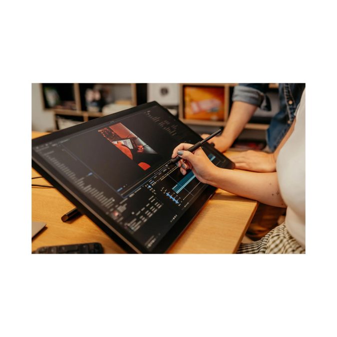 Графический планшет, Wacom, Cintiq 24 (DTK246K0A), 24", IPS, AG glass, 2560 x 1440, 16:9, sRGB 100%, 1000:1, 350 cd/m2, 12ms, Pro Pen 3, 8192, 3 кнопки, 60 градусов, 5080 lpi, EMR, USB-C, 56834021 мм, 4,8 кг, Чёрный